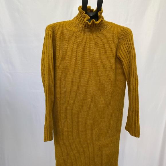 Fall yellow sweater dress - Picture 2 of 4